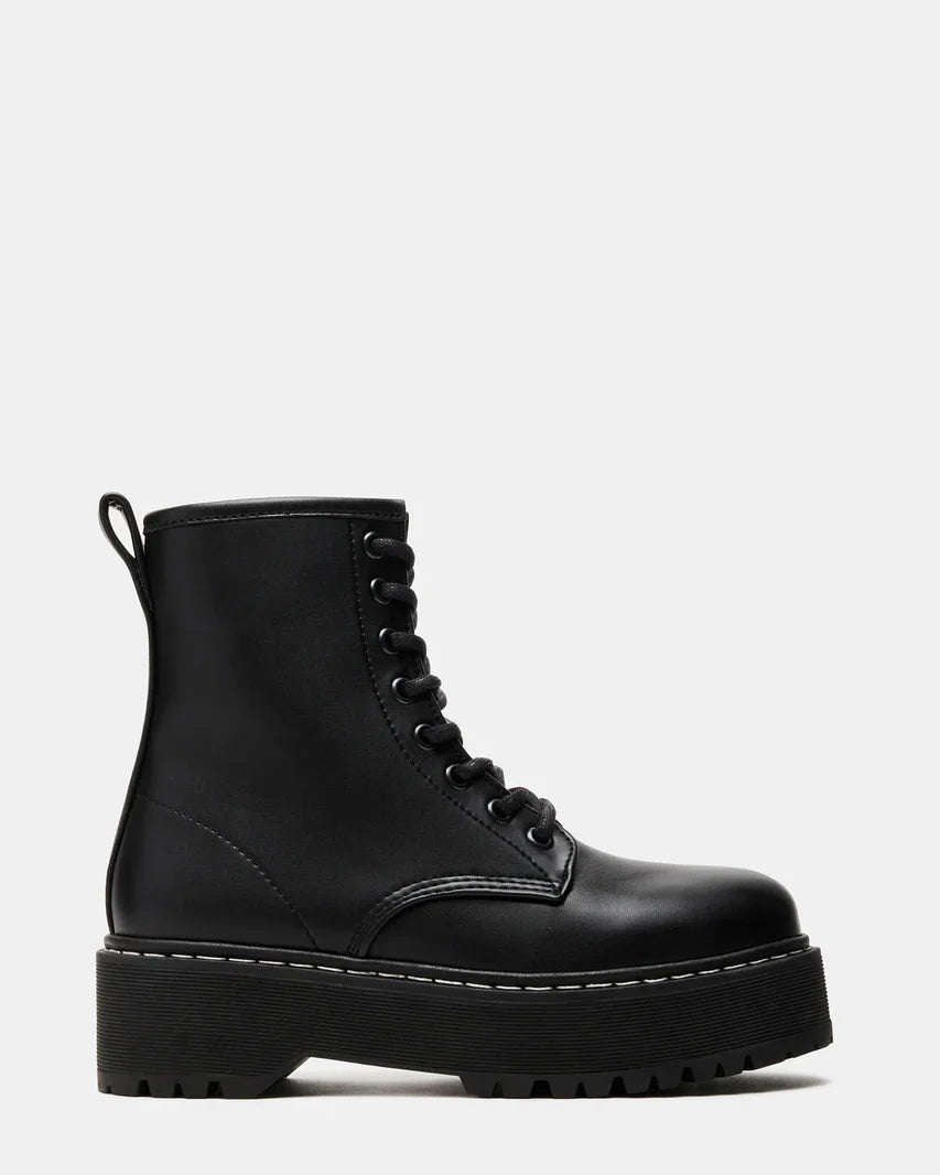 Betty Boot