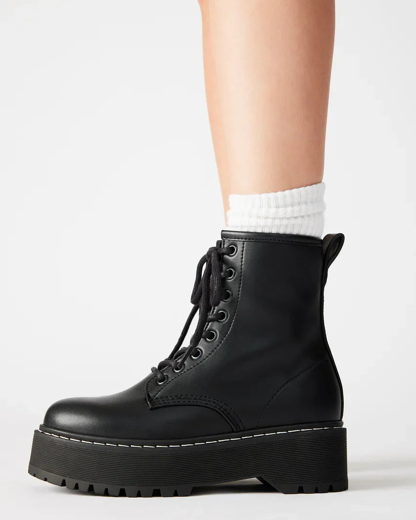 Betty Boot